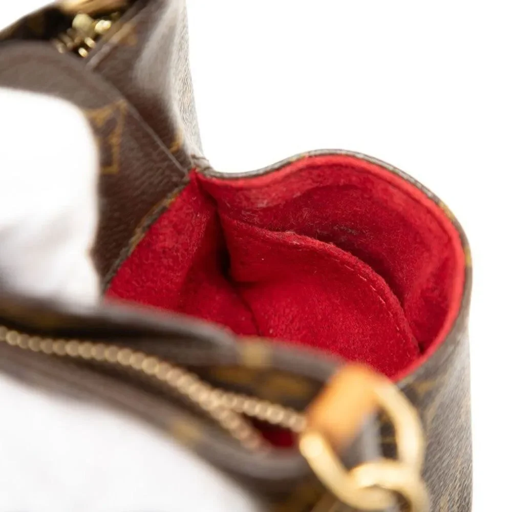 Louis Vuitton Particion Pouch